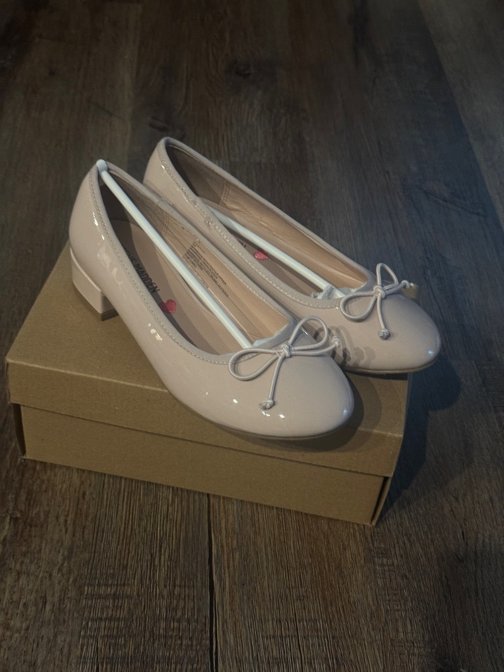 Steve Madden Girls' Patent Ballet Pumps in Blush Pink